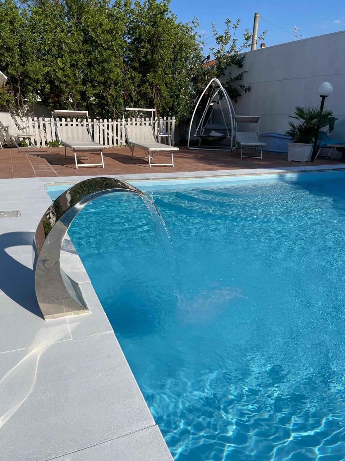 Villa Tropical Francavilla Al Mare Luaran gambar